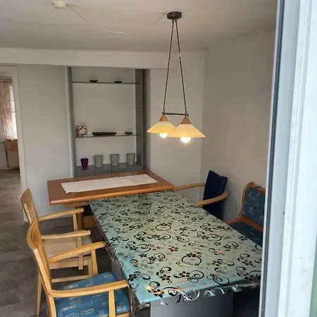 Haus Dambacher - Arbeiter-monteurzimmer בית אירוח נורטינגן